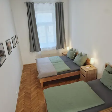 Apartment In Stylish & Cozy I Self Check-in
