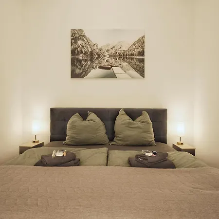 Apartment In Stylish & Cozy I Self Check-in