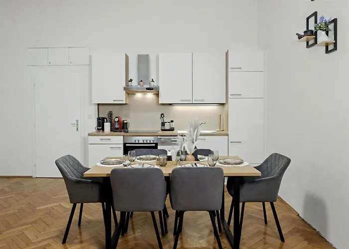 In Stylish & Cozy I Self Check-in Apartment Graz