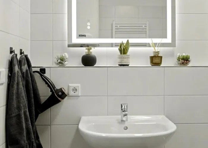 Lejlighed In Stylish & Cozy I Self Check-in *